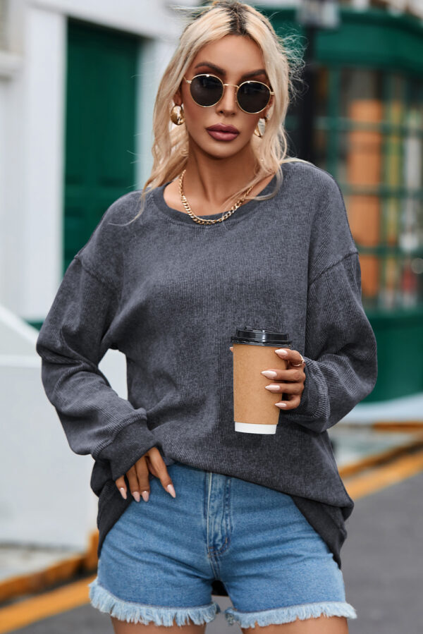 Gray Solid Ribbed Knit Round Neck Pullover Sweatshirt - Image 7